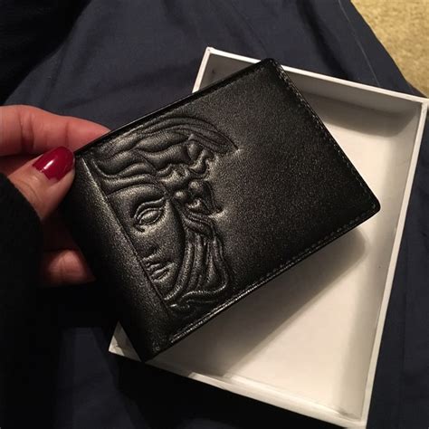 versace mens wallet or boss|versace men's wallets card holder.